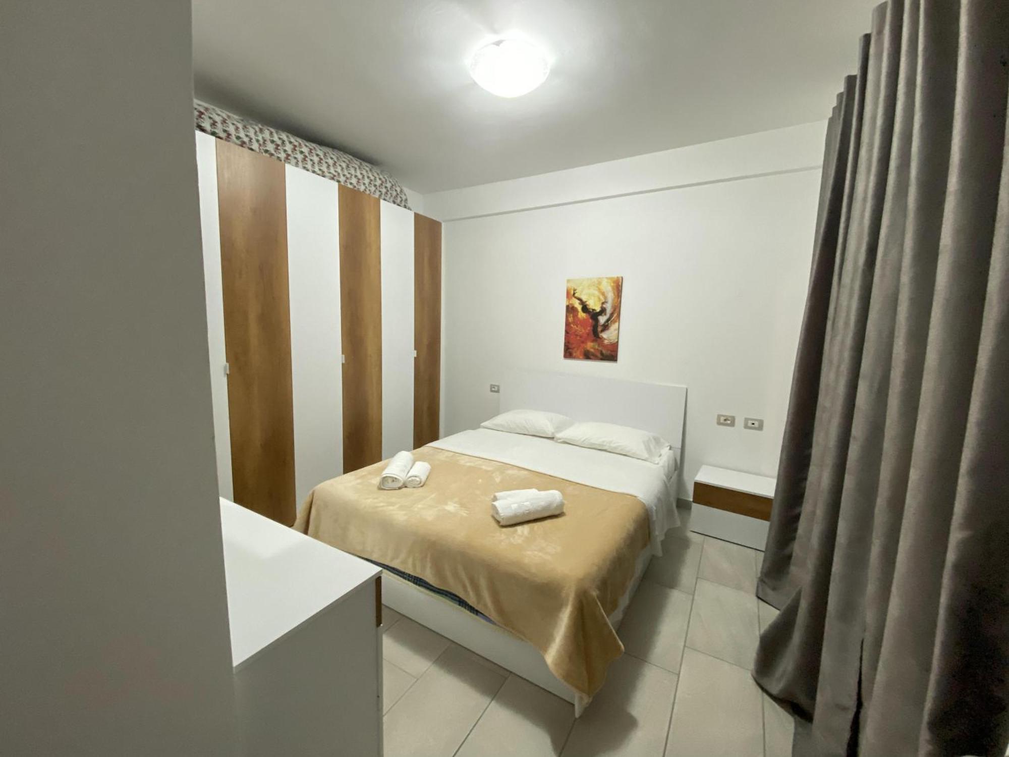 Aquamarine Apartments 1, Vlorë エクステリア 写真