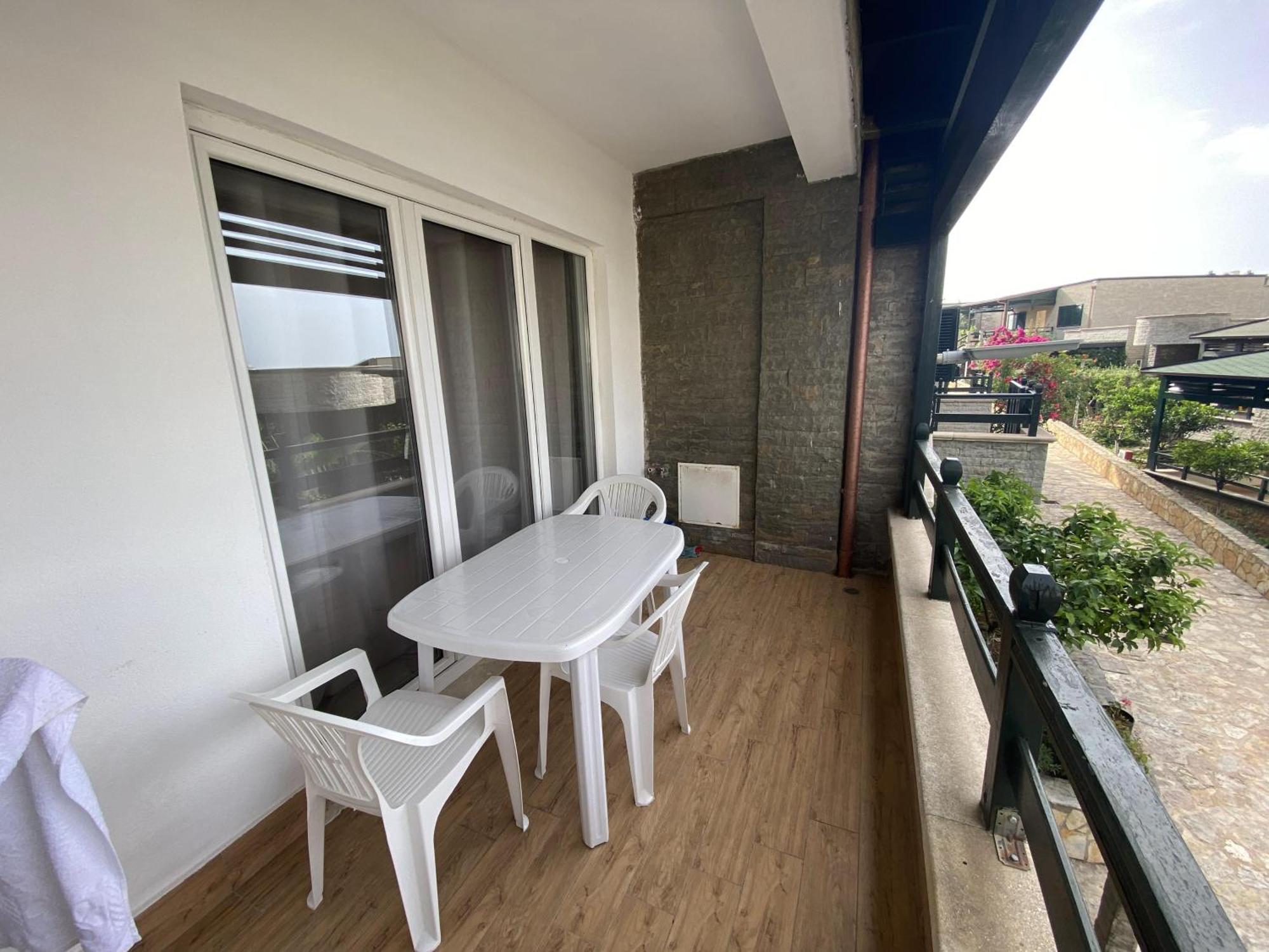 Aquamarine Apartments 1, Vlorë エクステリア 写真