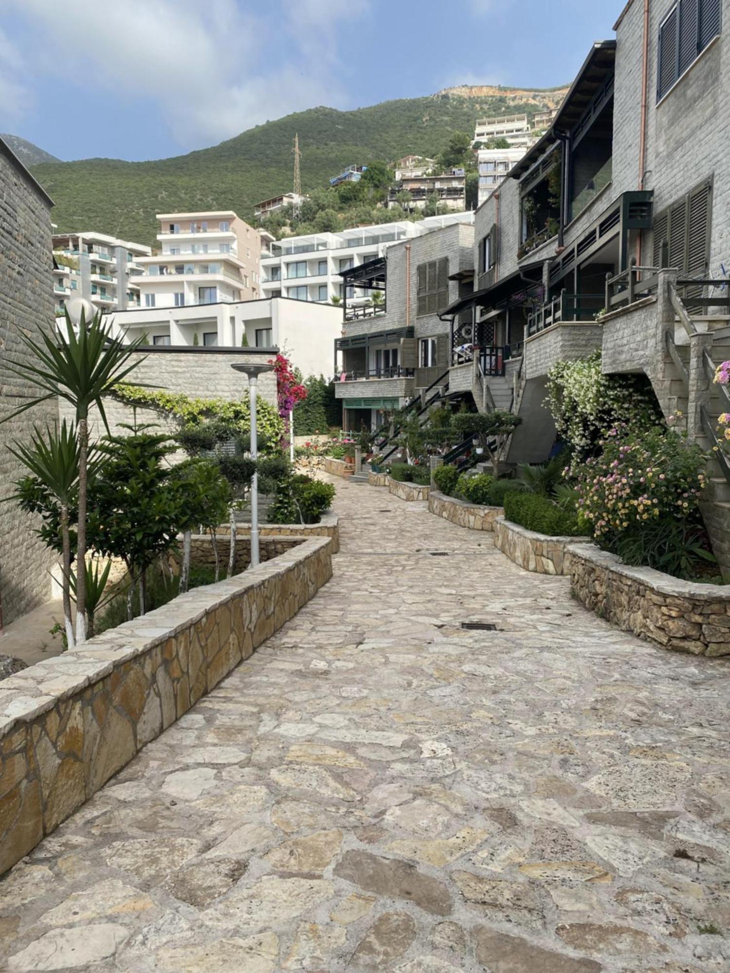 Aquamarine Apartments 1, Vlorë エクステリア 写真