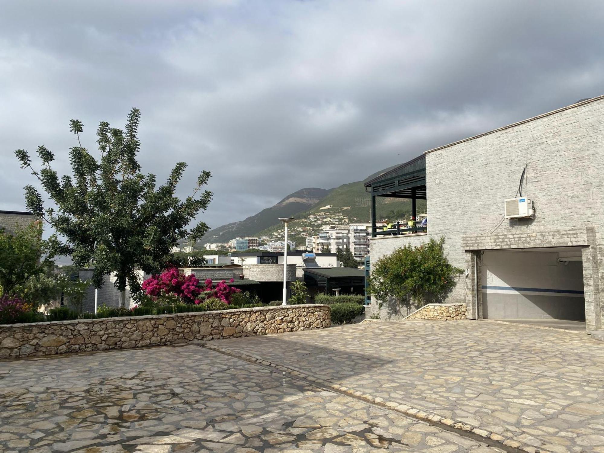 Aquamarine Apartments 1, Vlorë エクステリア 写真