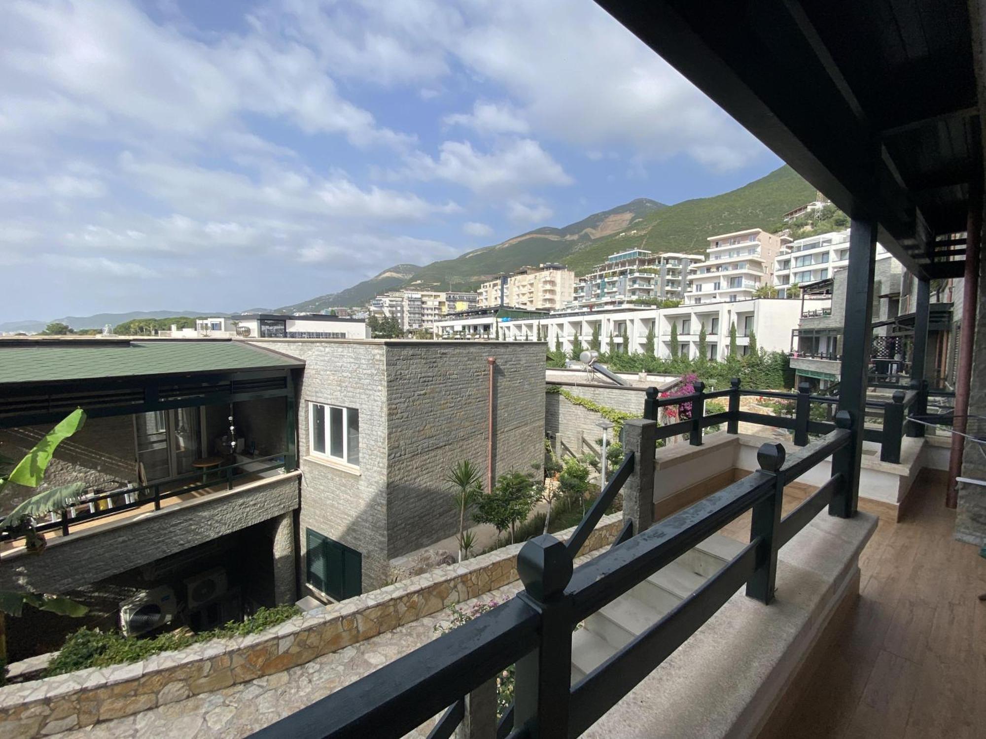 Aquamarine Apartments 1, Vlorë エクステリア 写真
